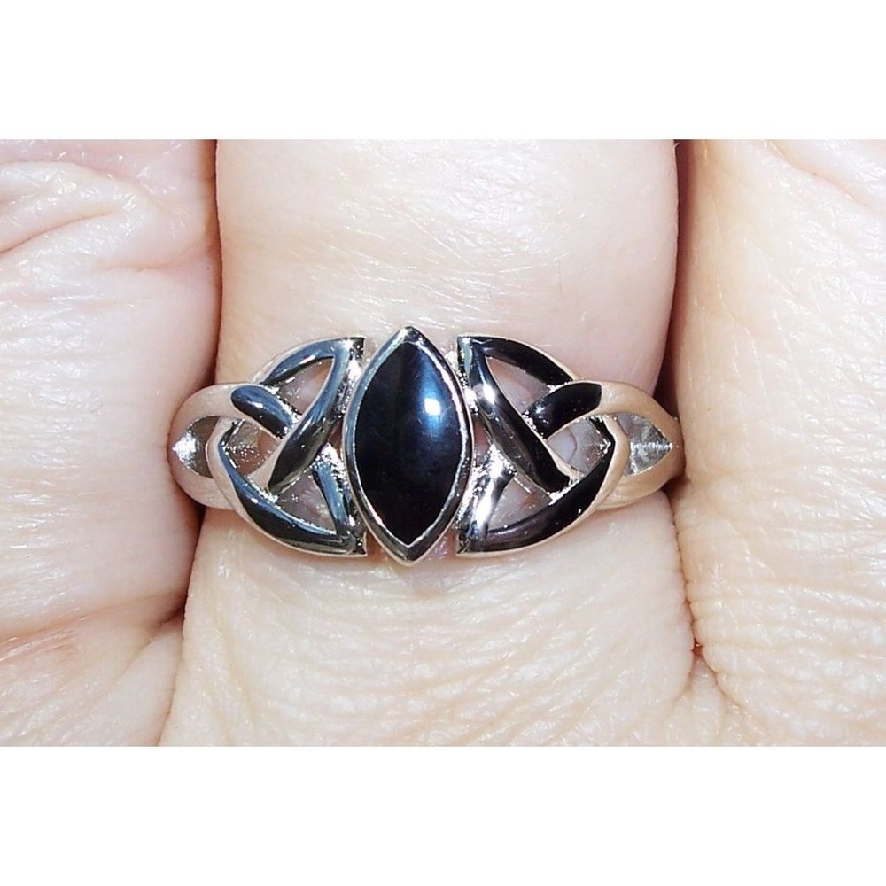 925 STERLING SILVER Celtic Synthetic Onyx Marquise Shape Bezel Set - Picture 4 of 16